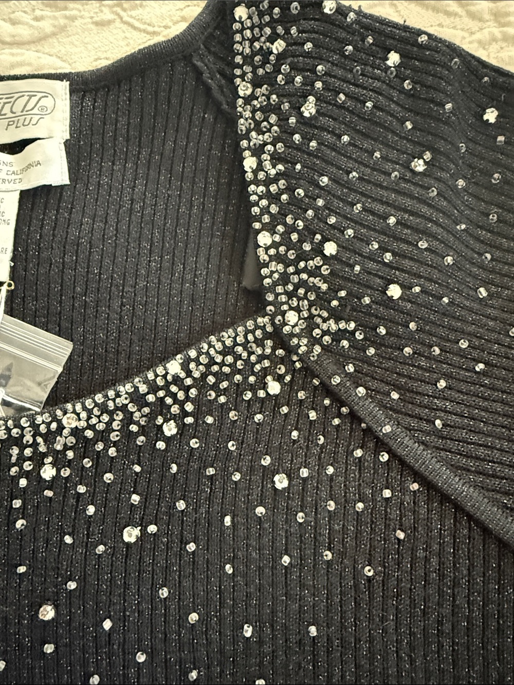 Holiday Sweater - Picture 2 of 4